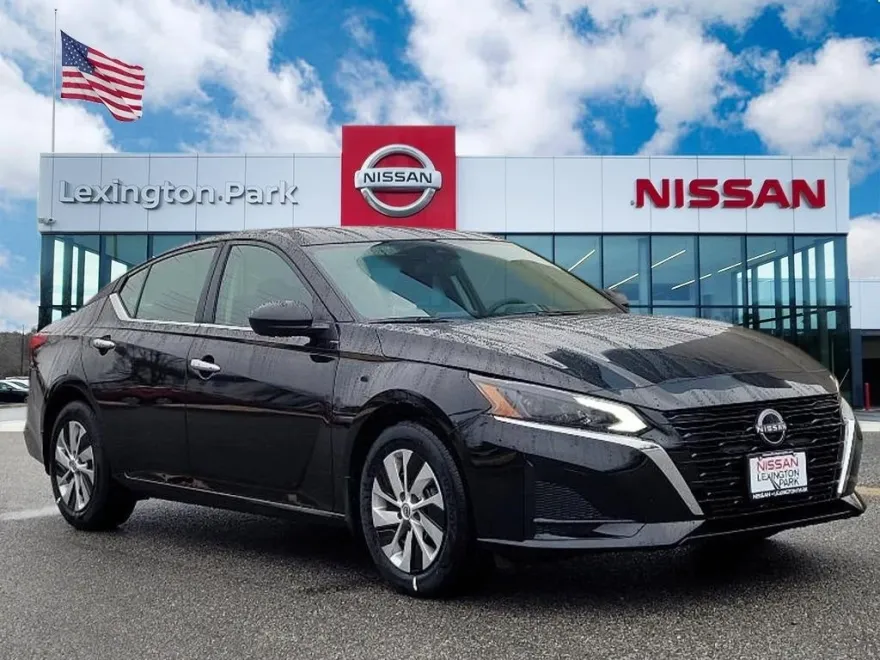 2025 Nissan Altima 2.5 S photo 1