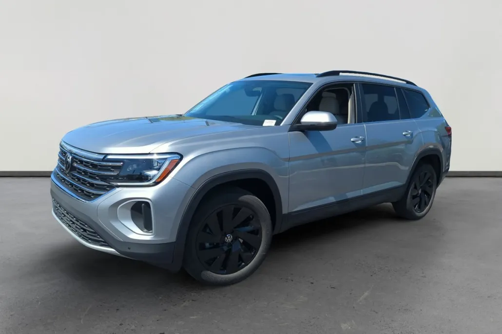 2026 Volkswagen Atlas SE Technology photo 1