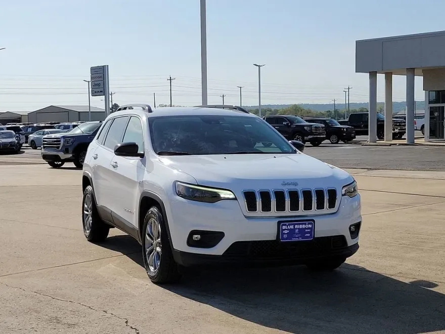 2022 Jeep Cherokee Latitude Lux photo 1