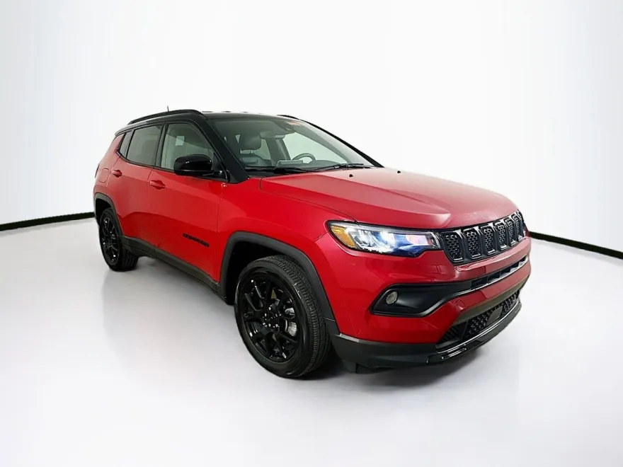 2023 Jeep Compass Altitude photo 1