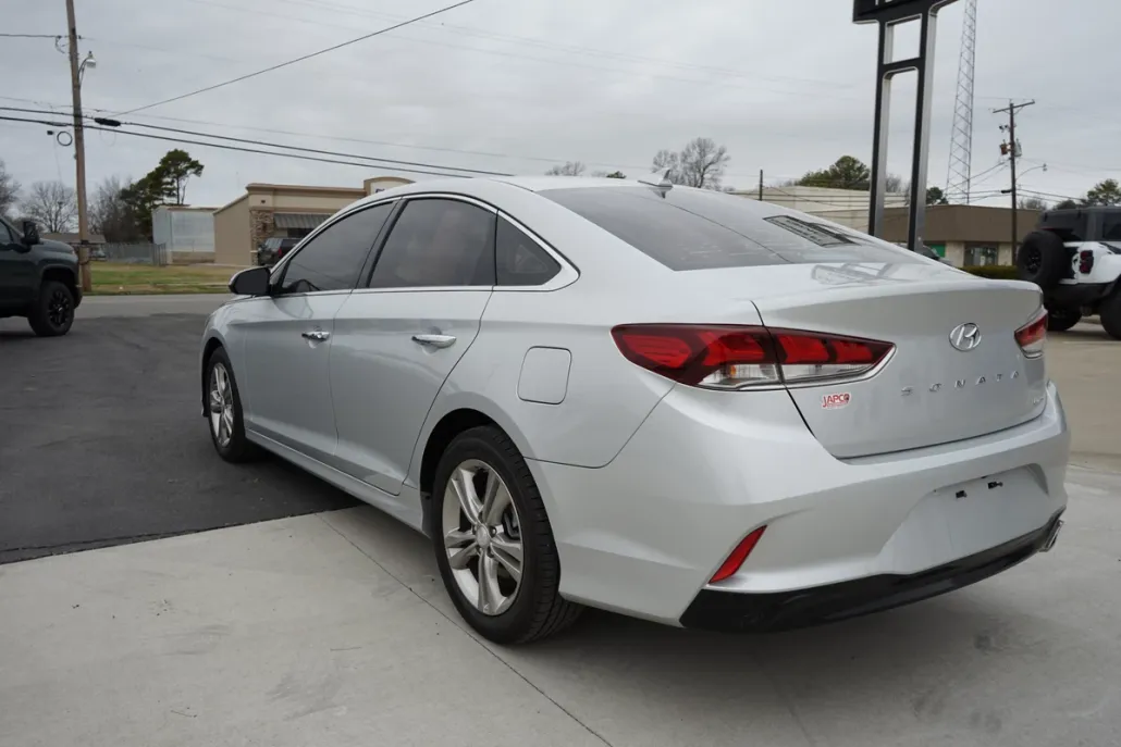 2019 Hyundai Sonata Limited photo 1