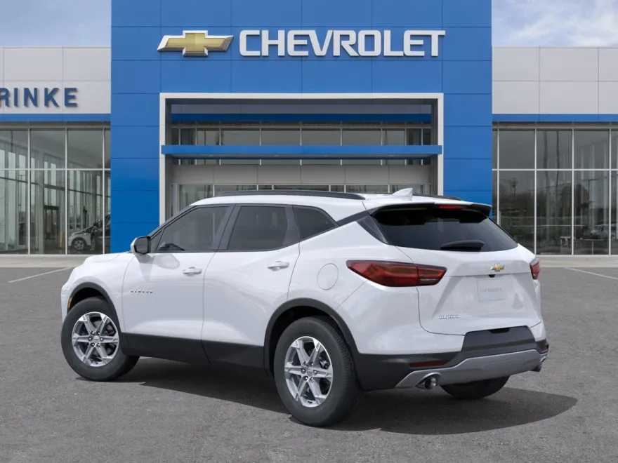 2025 Chevrolet Blazer 2LT photo 1