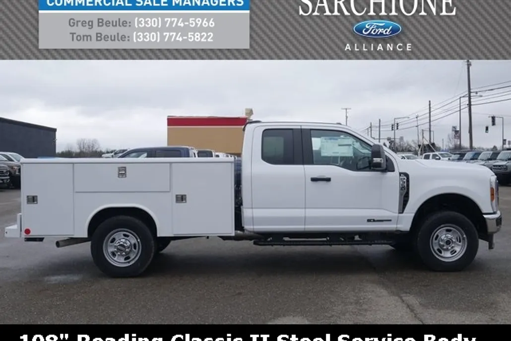 2024 Ford F-350 photo 1