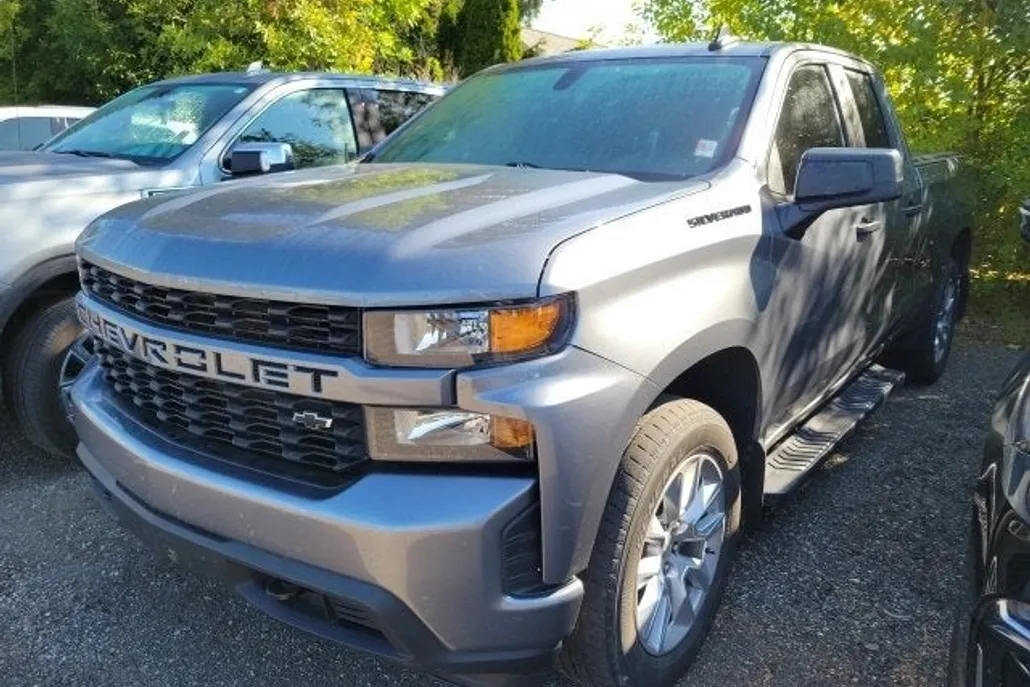 2019 Chevrolet Silverado 1500 Custom photo 1
