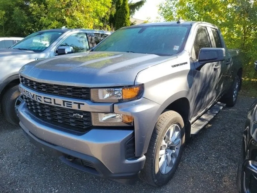2019 Chevrolet Silverado 1500 Custom photo 1