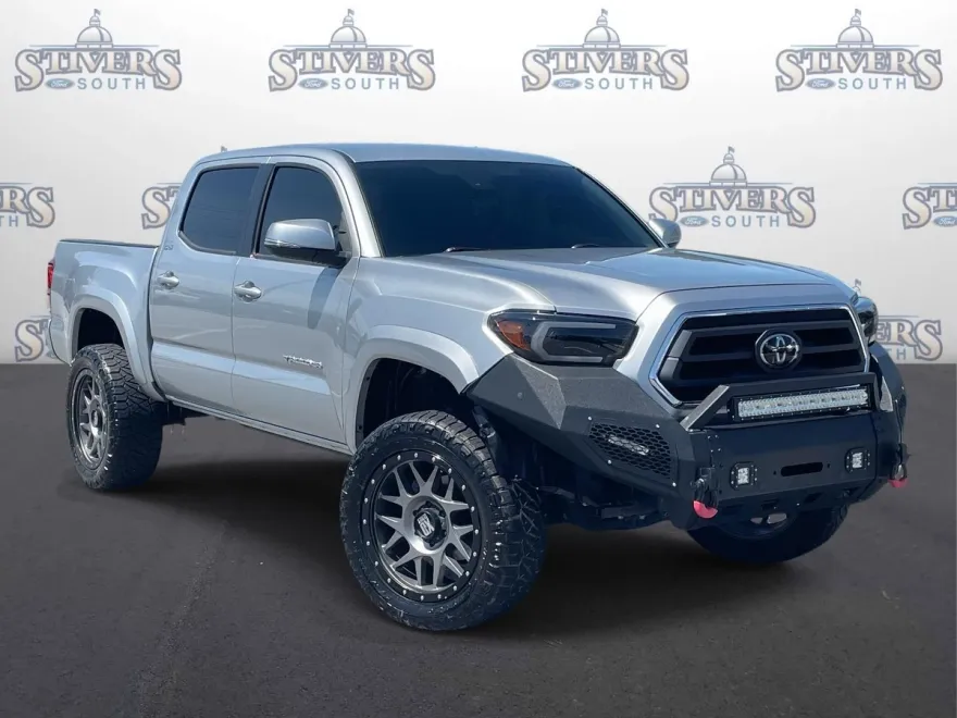 2022 Toyota Tacoma SR5 photo 1