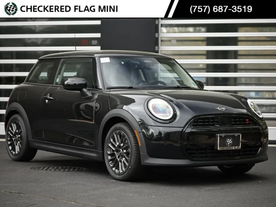 2025 Mini Cooper 2 Door Hardtop Signature photo 1
