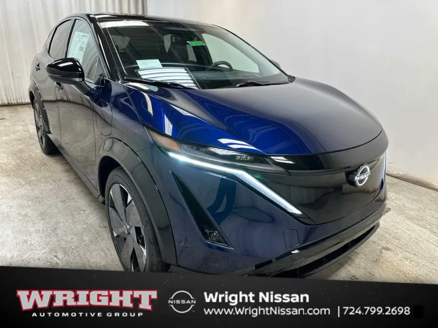 2025 Nissan ARIYA Platinum photo 1