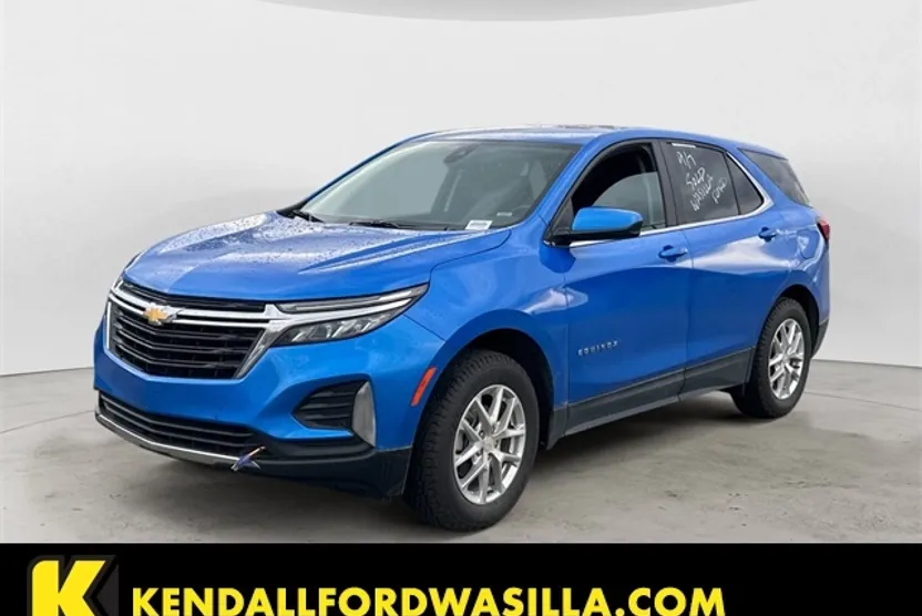 2024 Chevrolet Equinox LT photo 1