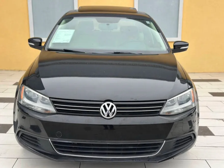 2013 Volkswagen Jetta TDI Premium photo 1