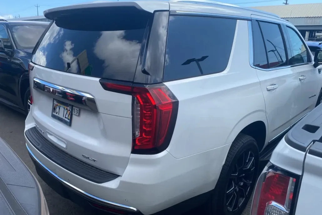 2021 Gmc Yukon SLT photo 1