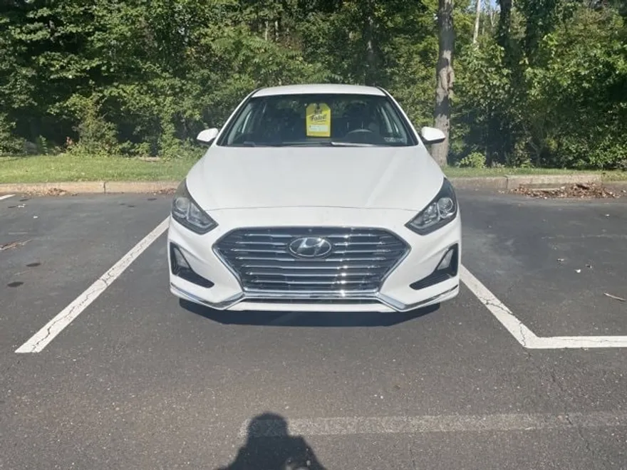 2018 Hyundai Sonata SE photo 1