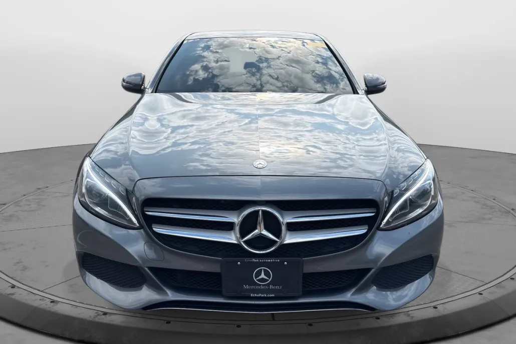 2017 Mercedes Benz C 300 4MATIC Sedan photo 1