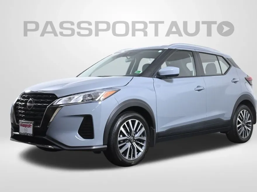 2024 Nissan Kicks SV photo 1