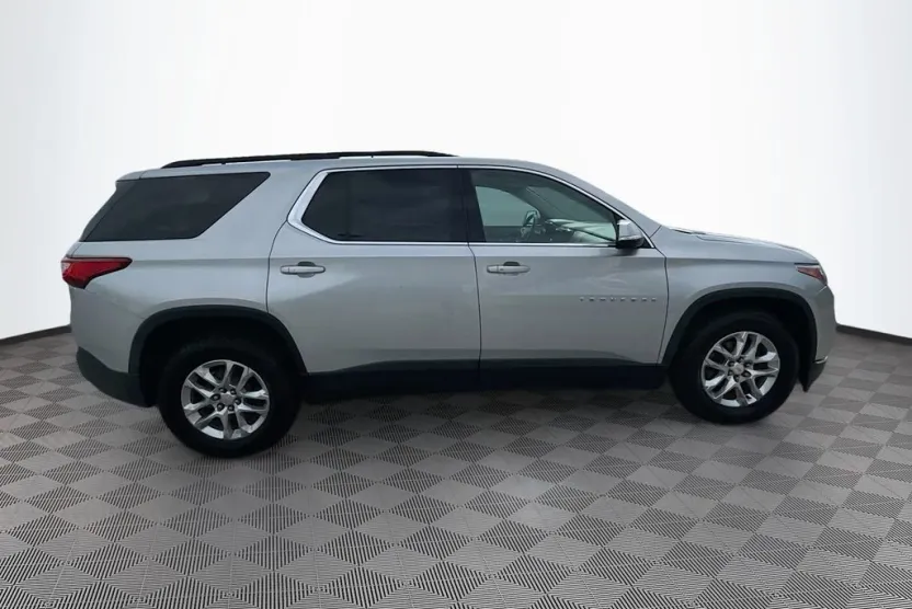 2019 Chevrolet Traverse Cloth photo 1