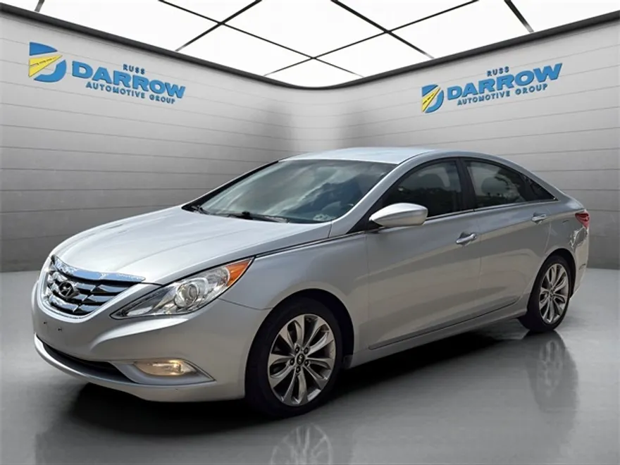 2012 Hyundai Sonata SE photo 1
