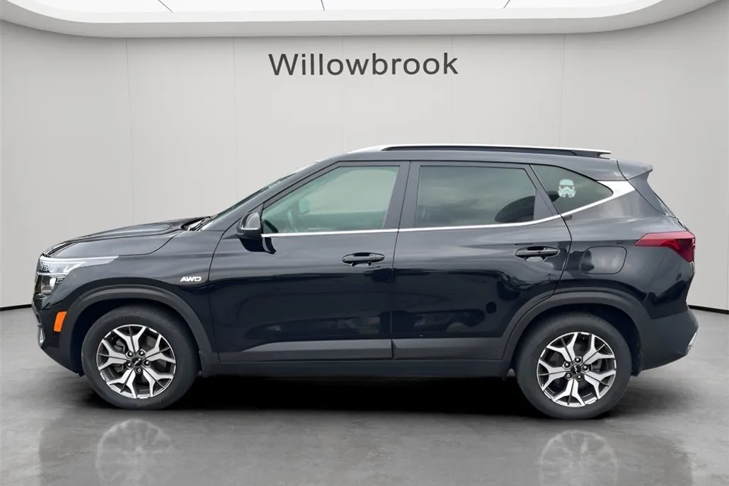 2022 Kia Seltos EX photo 1