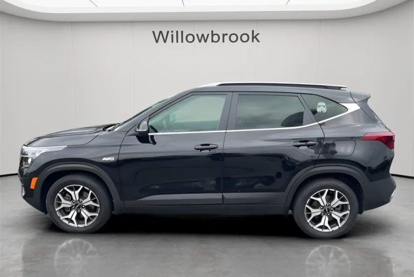 2022 Kia Seltos EX photo 1