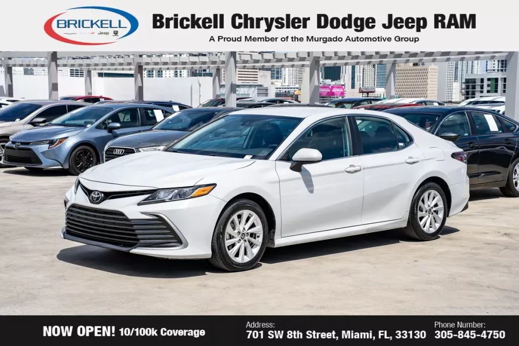 2024 Toyota Camry LE photo 1