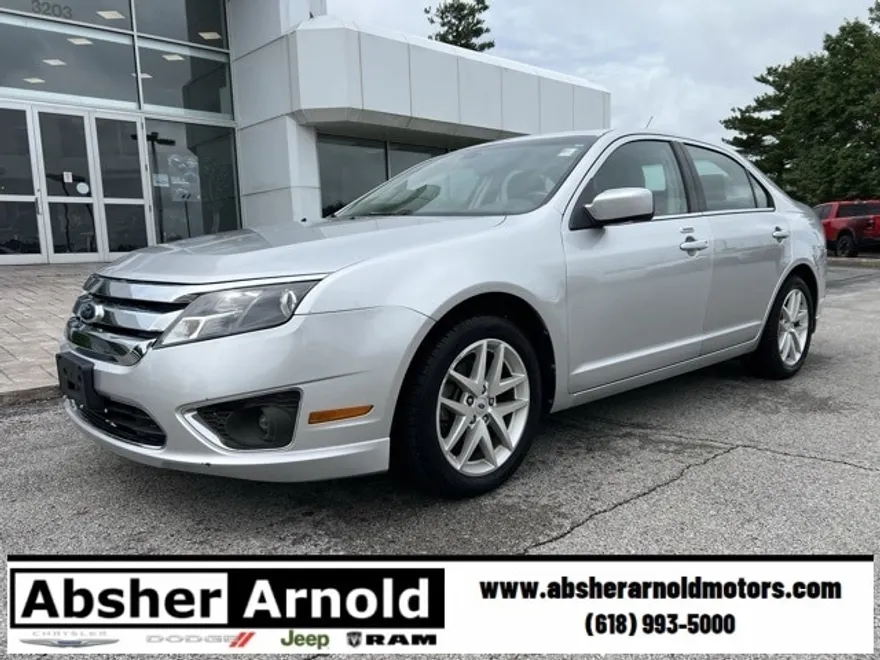 2012 Ford Fusion SEL photo 1