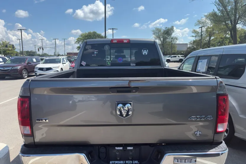 2013 Ram 1500 SLT photo 1