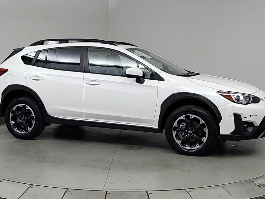 2023 Subaru Crosstrek Premium photo 1