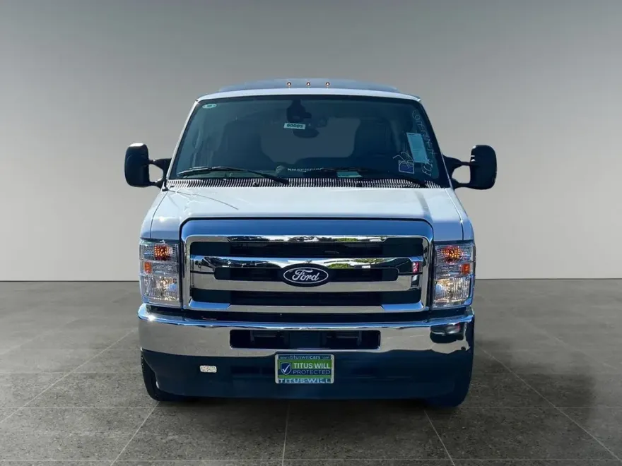 2026 Ford E-350 Base photo 1