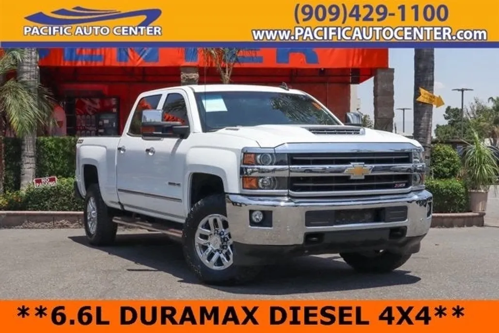 2018 Chevrolet Silverado 2500HD LTZ photo 1