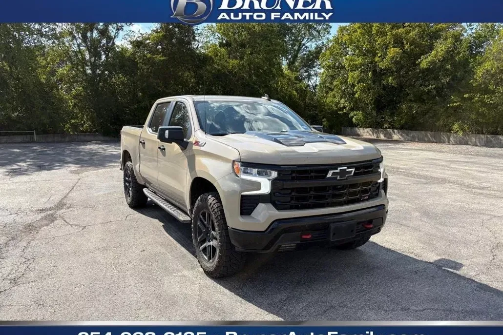 2022 Chevrolet Silverado 1500 LT Trail Boss photo 1