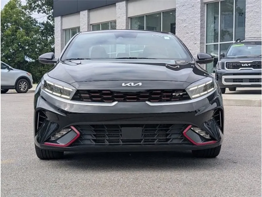2023 Kia Forte GT photo 1
