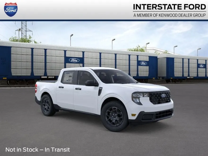 2025 Ford Maverick XLT photo 1