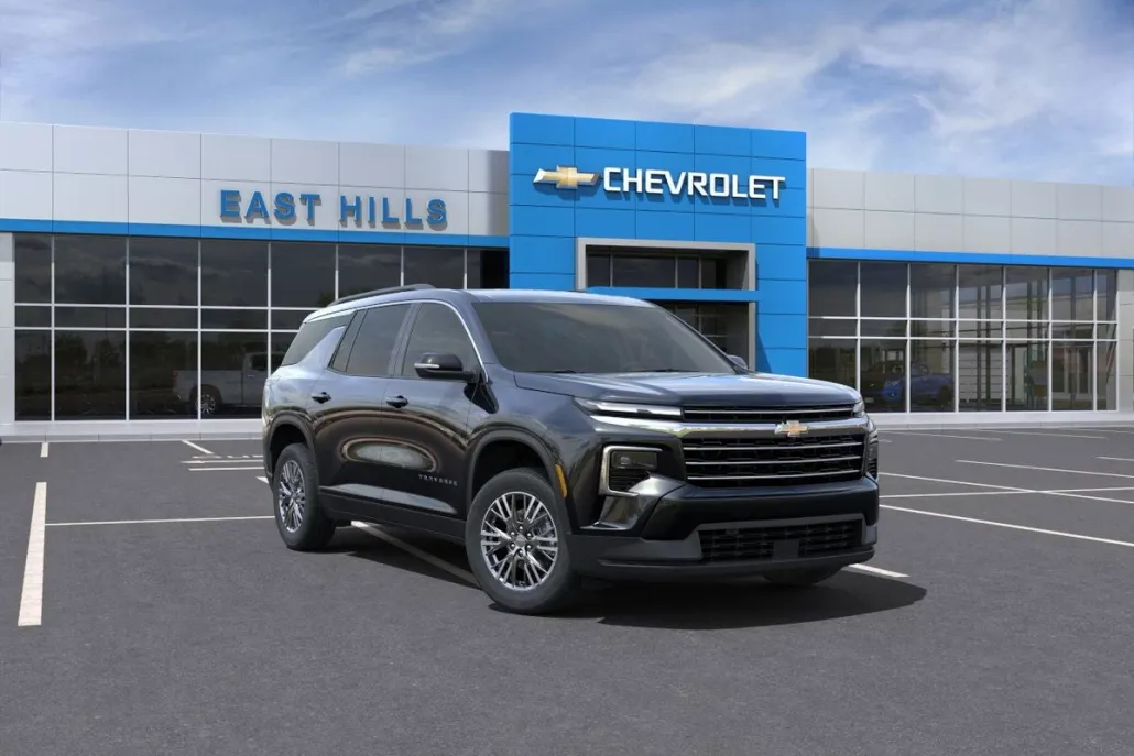 2025 Chevrolet Traverse 2LT photo 1