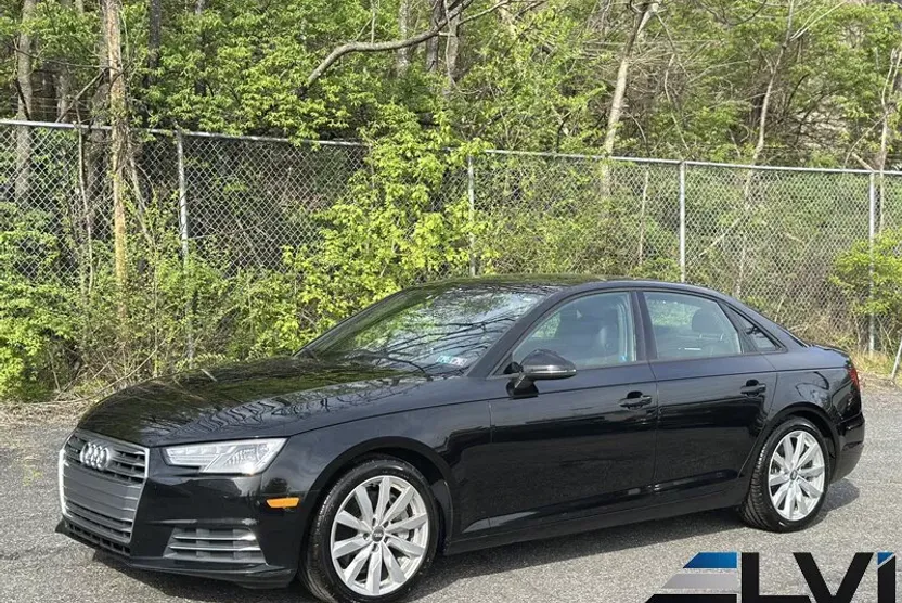 2017 Audi A4 2.0T Quattro Premium photo 1
