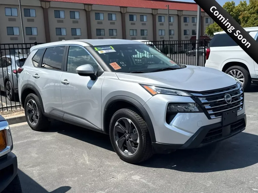 2024 Nissan Rogue SV photo 1