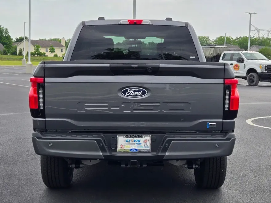 2025 Ford F-150 Lightning photo 1