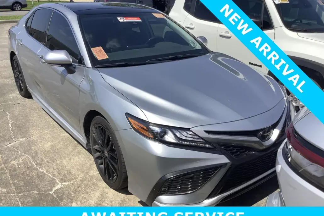 2023 Toyota Camry XSE photo 1