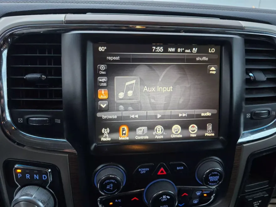 2014 Ram 1500 Laramie photo 19