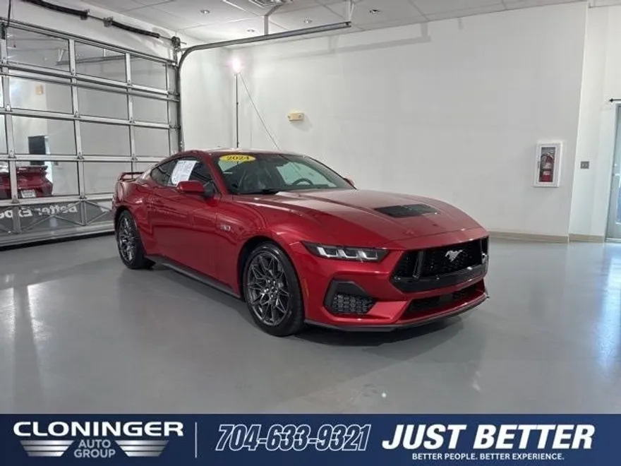 2024 Ford Mustang GT Premium photo 1