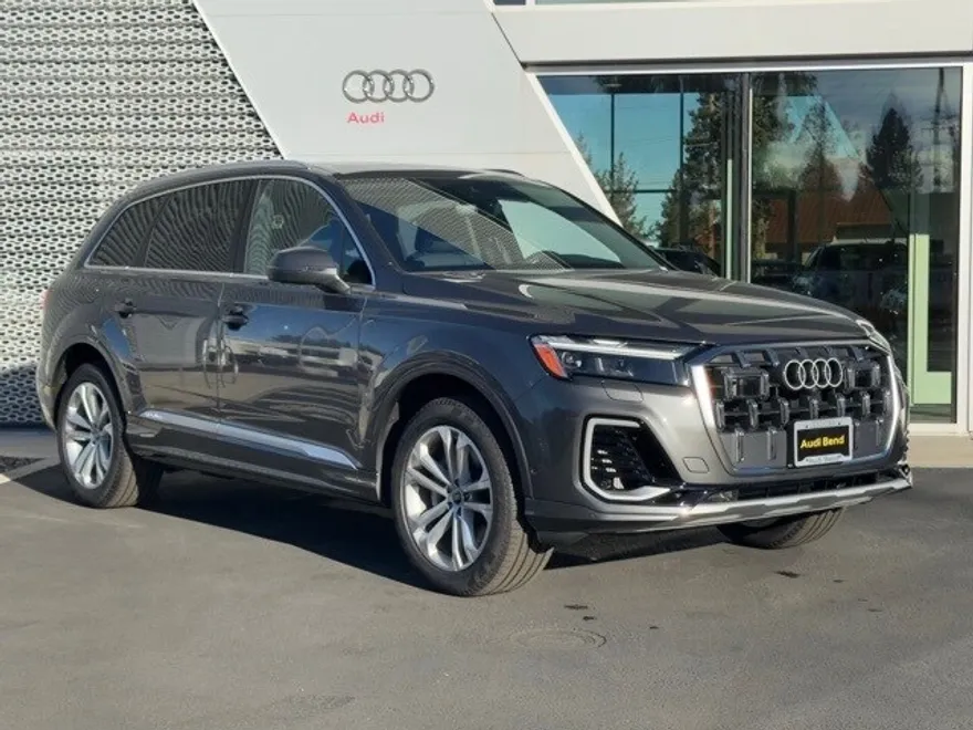 2025 Audi Q7 55 Premium photo 1