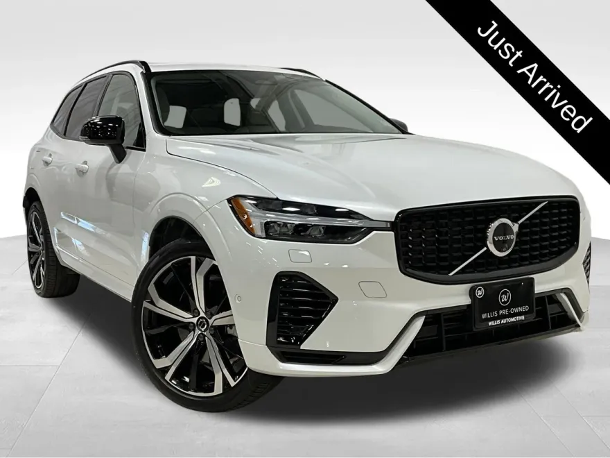 2024 Volvo XC60 Recharge Hybrid Ultimate photo 1