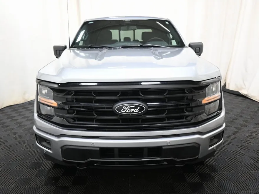 2024 Ford F-150 XLT photo 1