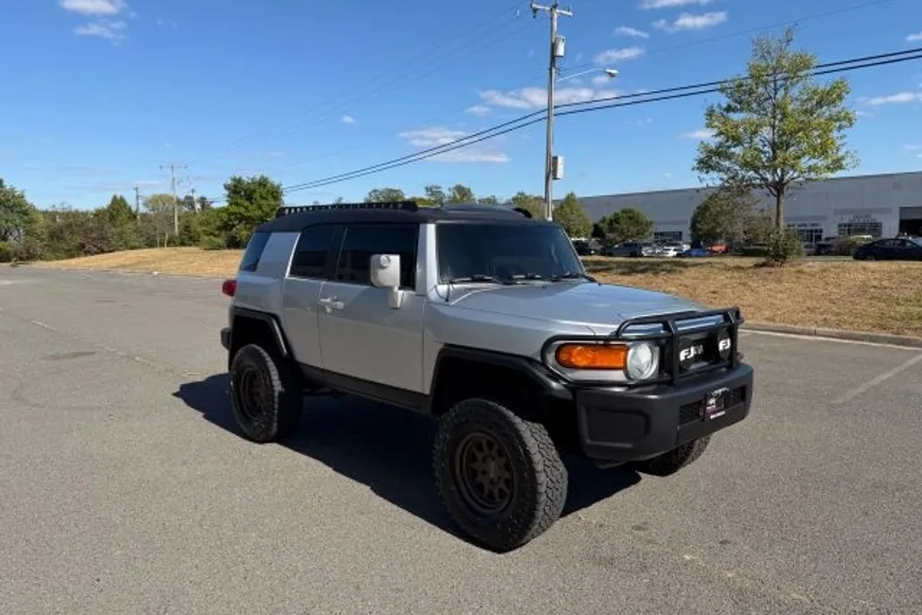 2008 Toyota FJ Cruiser Base photo 1