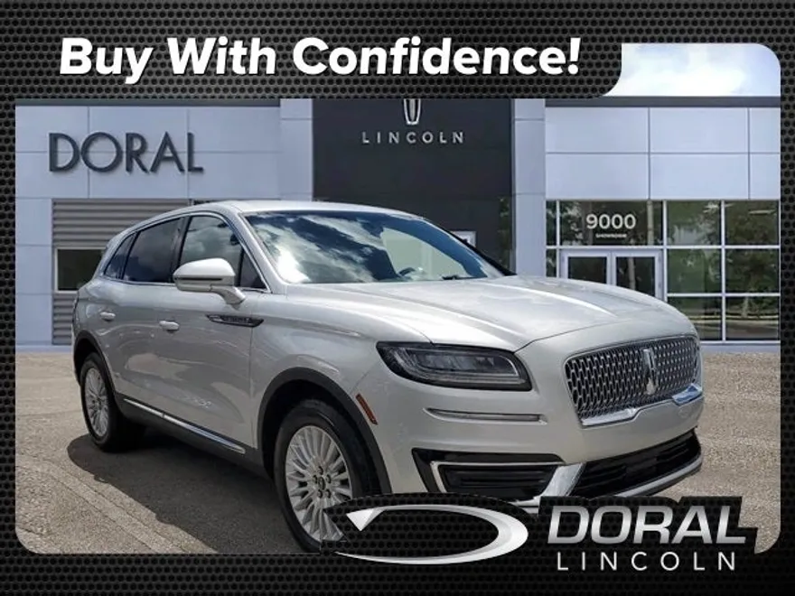 2019 Lincoln Nautilus Standard photo 1
