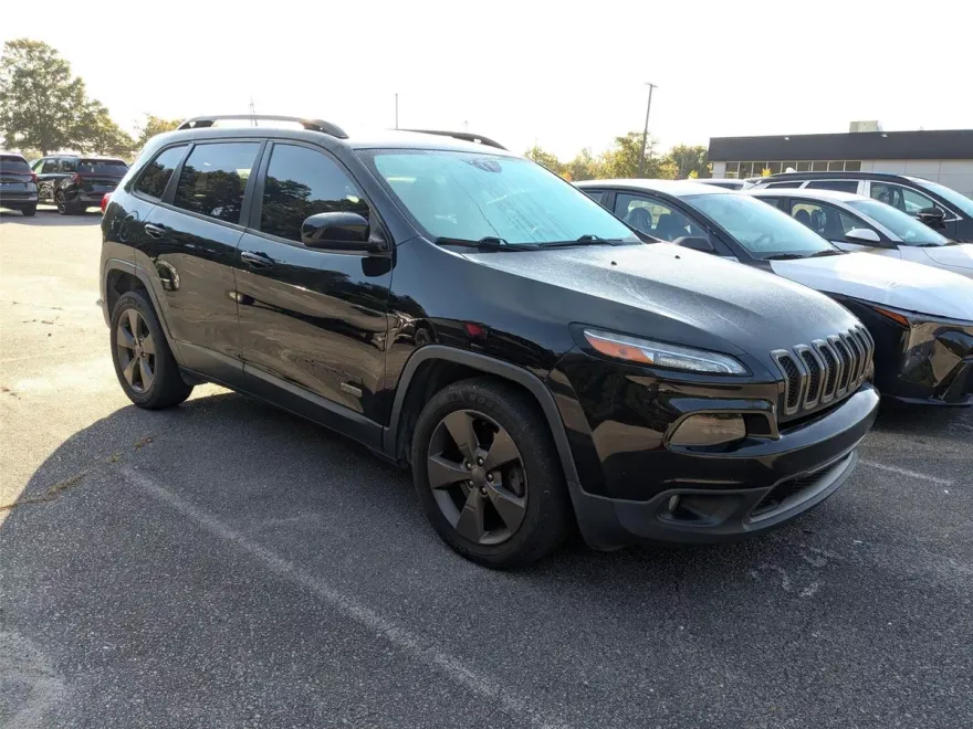 2016 Jeep Cherokee 80th Anniversary Edition photo 1