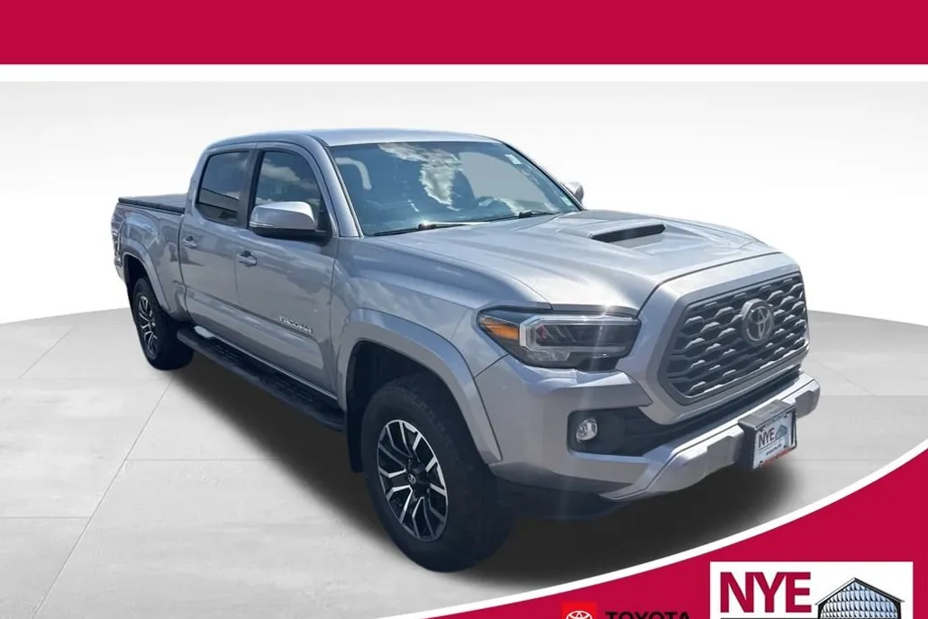 2021 Toyota Tacoma TRD Sport photo 1