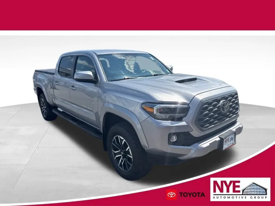 2021 Toyota Tacoma TRD Sport photo 1