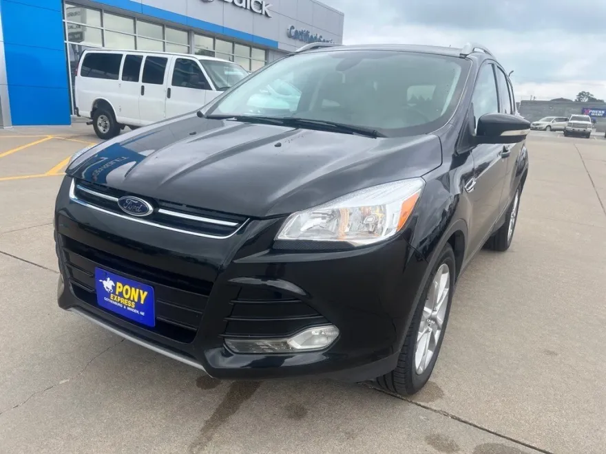 2015 Ford Escape Titanium photo 1