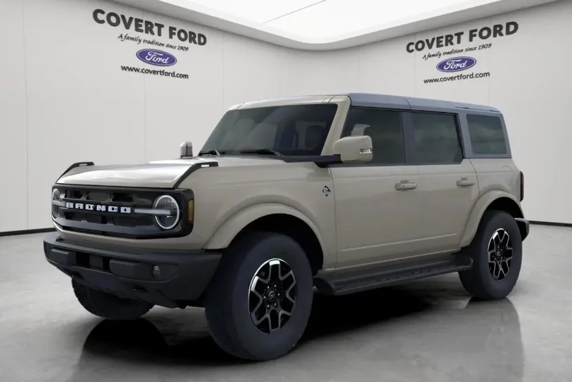 2025 Ford Bronco Outer Banks photo 1