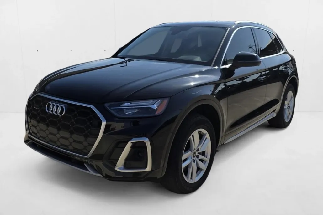2024 Audi Q5 S line Premium photo 1