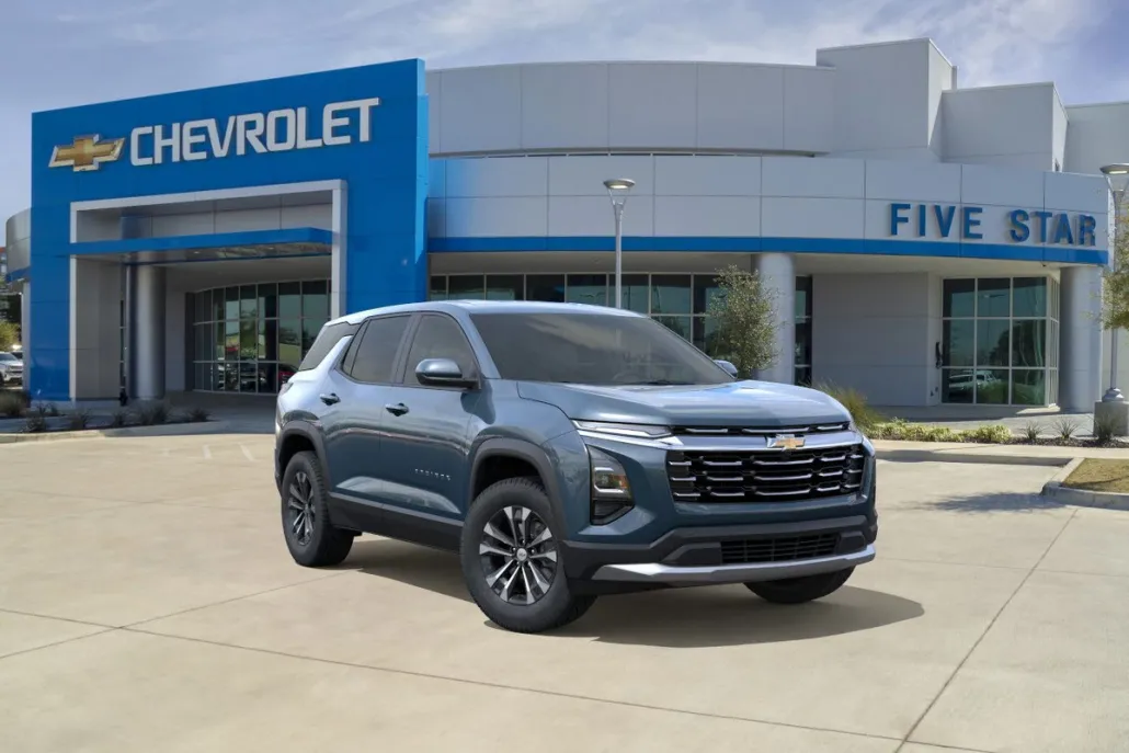 2026 Chevrolet Equinox LT photo 1
